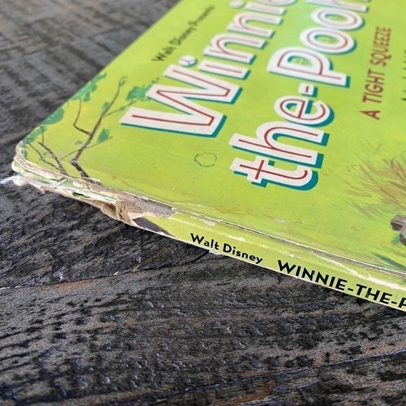 Walt Disney Winnie the Pooh Lot of 3 Vintage Books - Picture 15 of 15